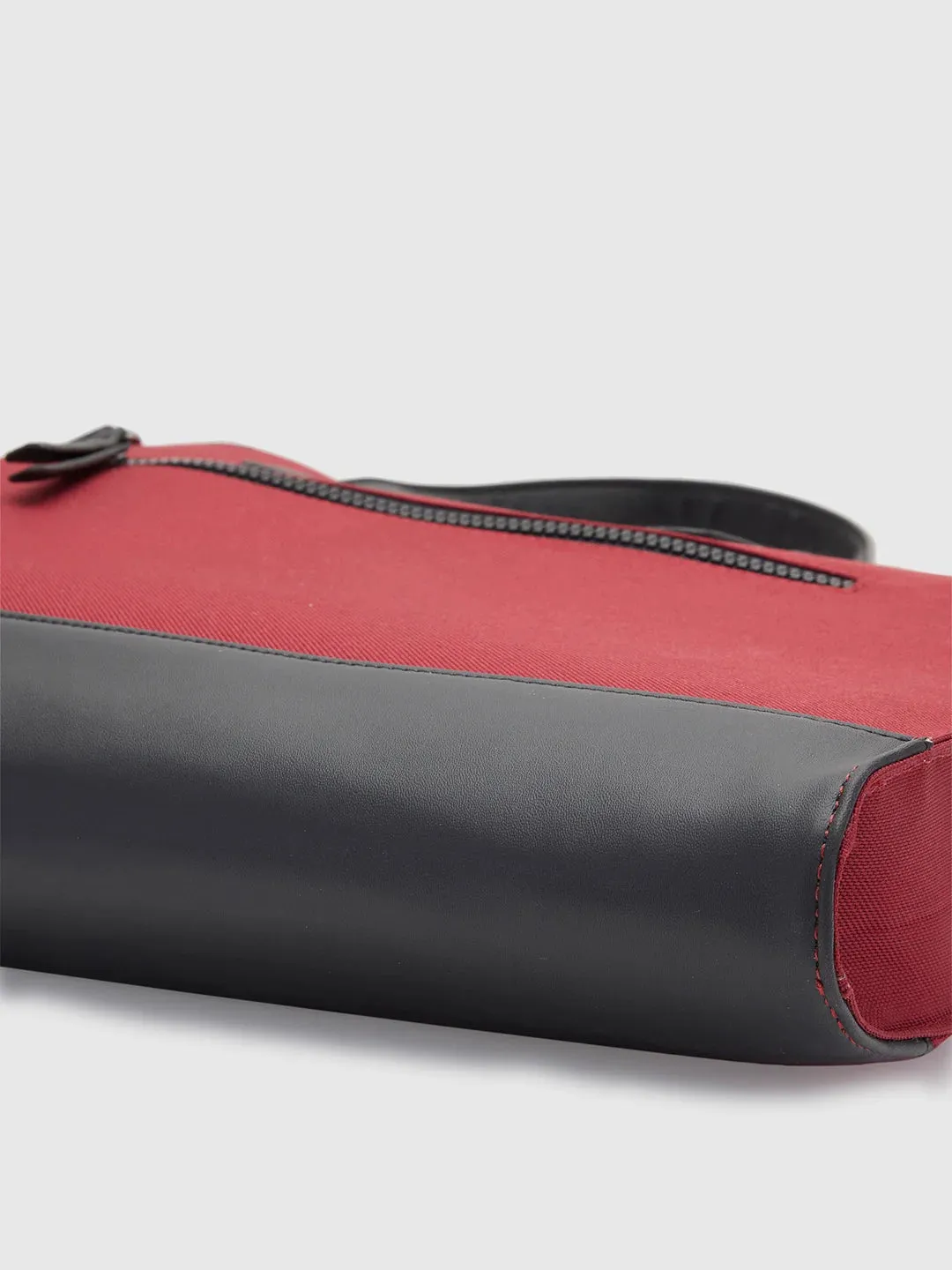 Caprese Rogue Laptop Bag Large Red