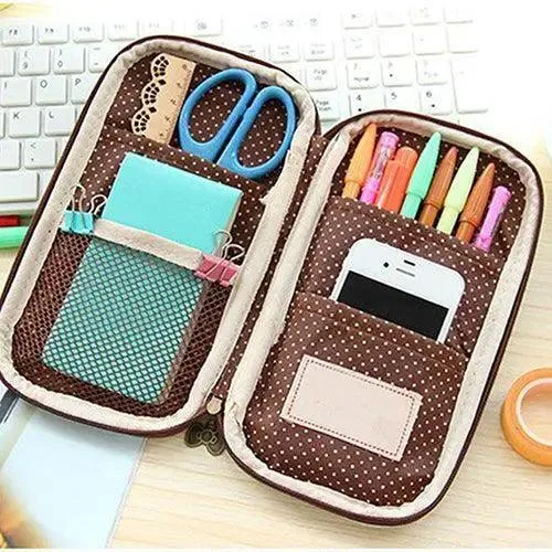 Chic Cartoon Doll Girl Cosmetic Organizer Pouch