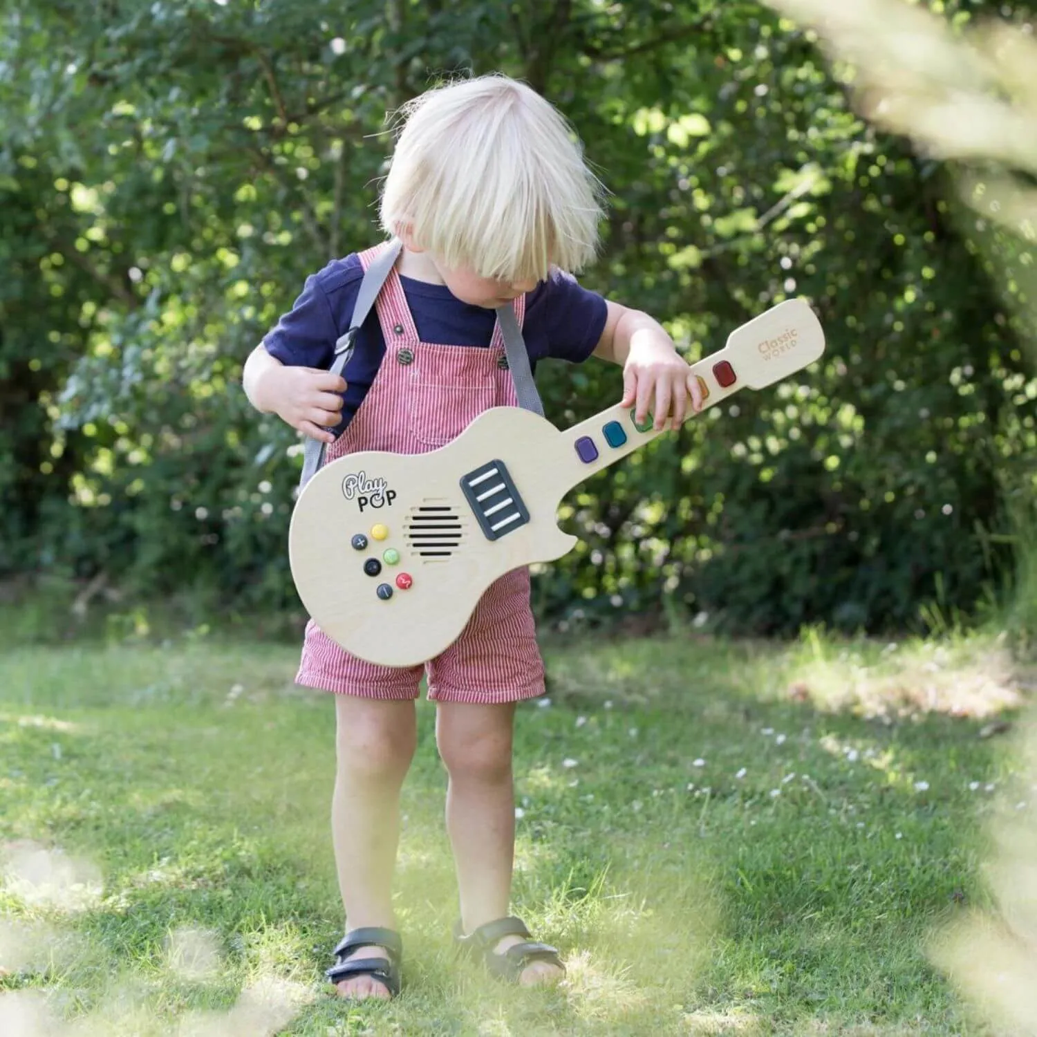 Classic World Wooden Guitar