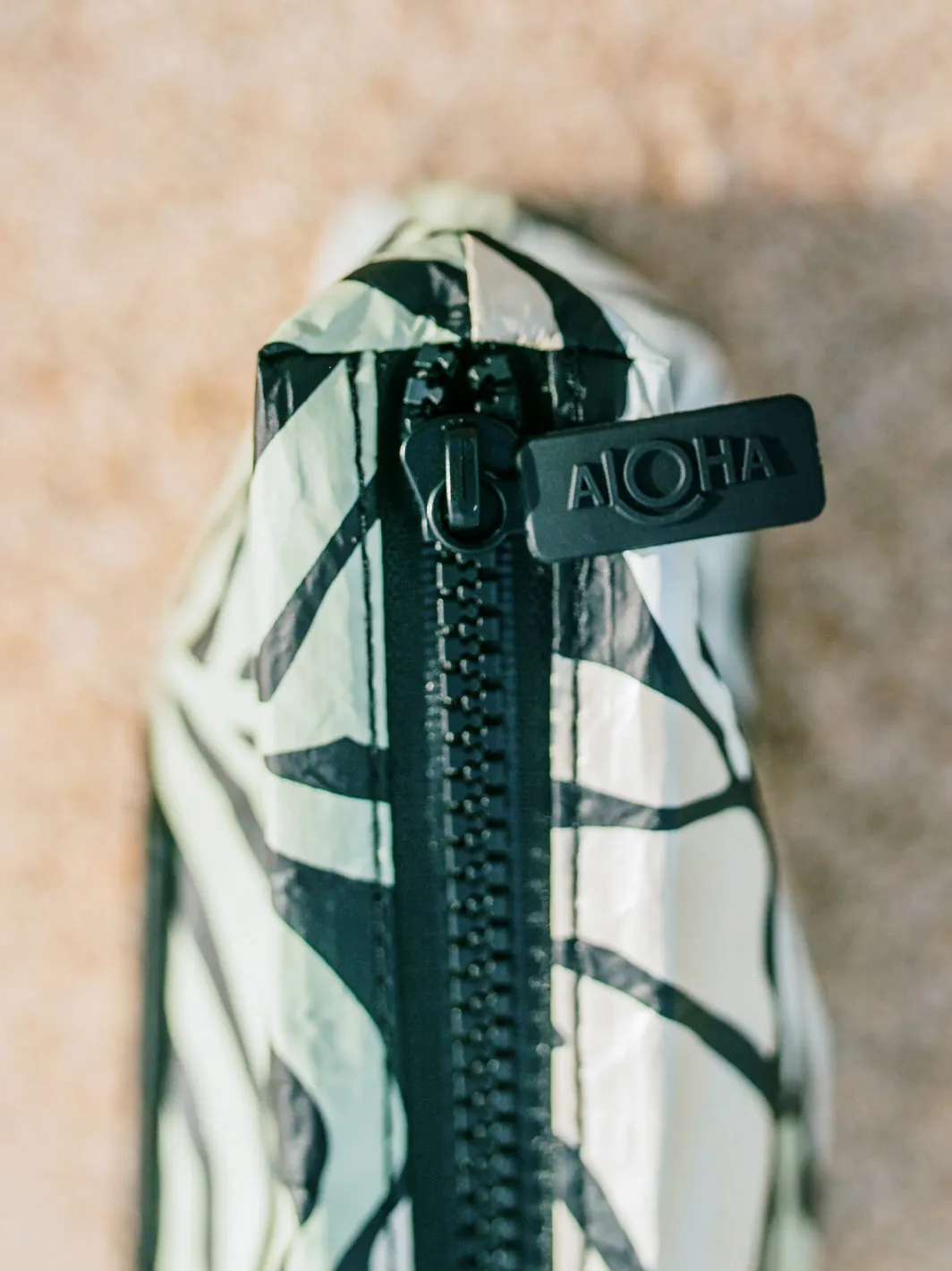 T&C Surf x Aloha Collection Tropic Day Small Pouch