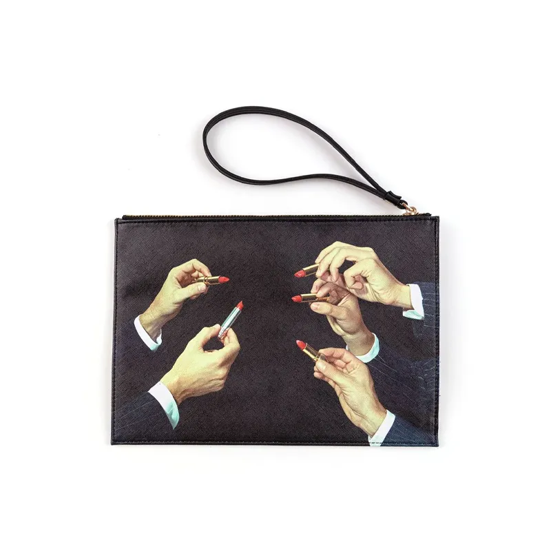 'Toiletpaper' Pouch